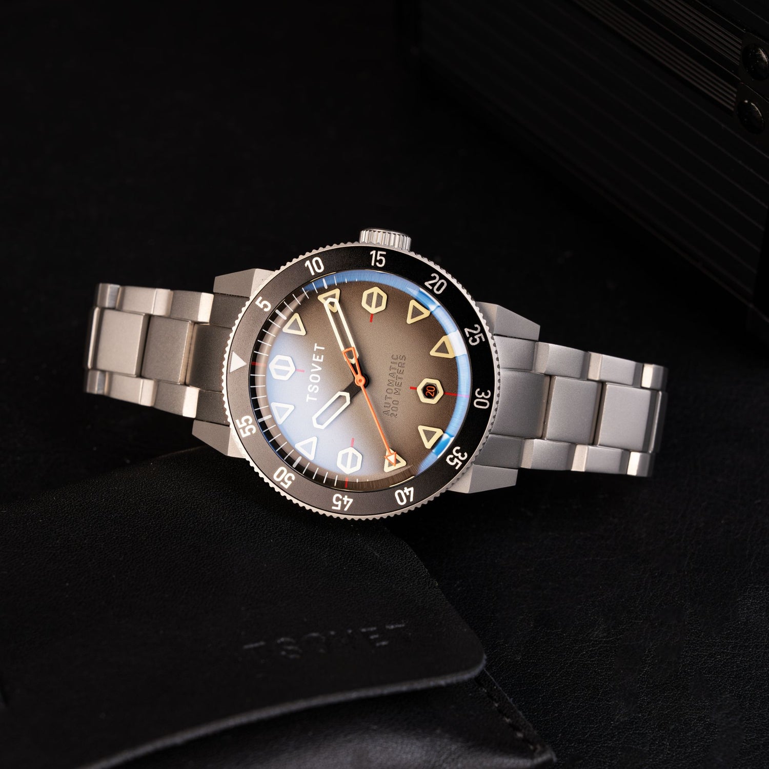 Graphite | JMT-DW42 Global Explorer II – Tsovet