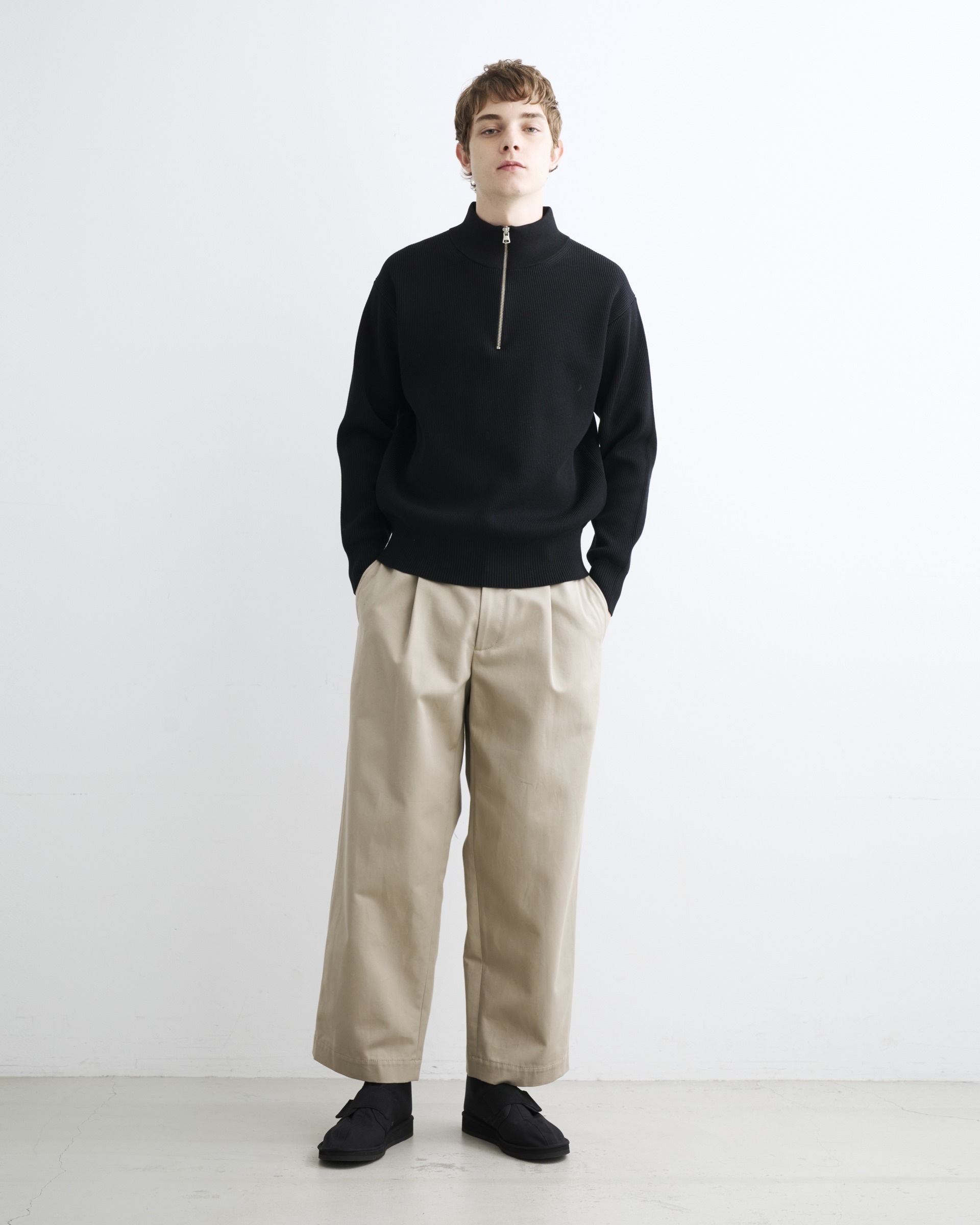 HALF ZIP UP PULLOVER ハーフ ジップ アップ プルオーバー｜ブラック