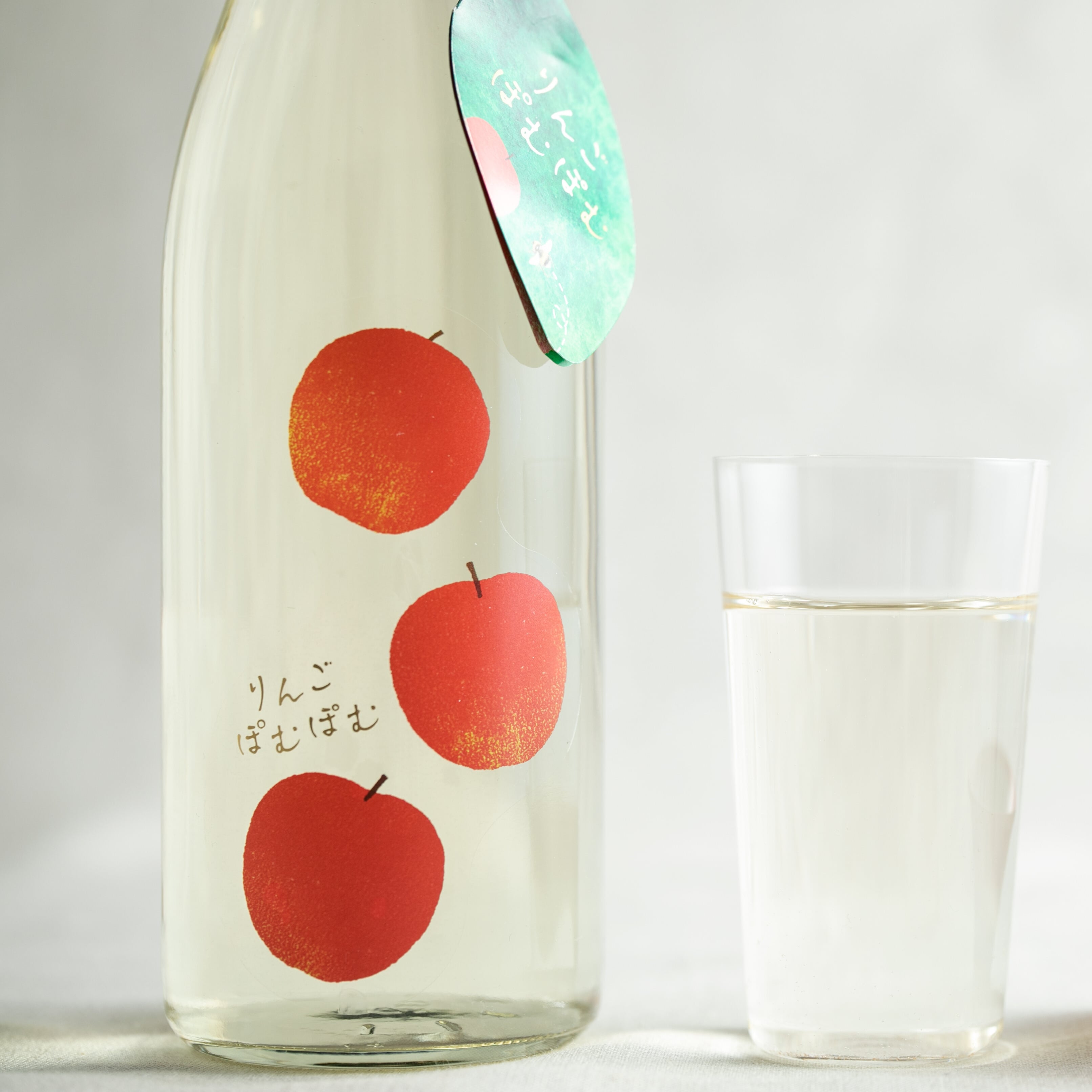 CS】りんごぽむぽむ 720ml／八戸酒類株式会社五戸工場