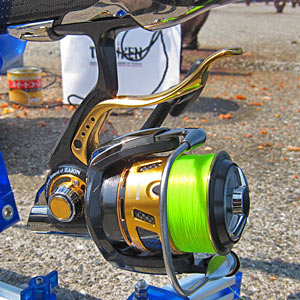 ダイワ 09トーナメントISO-Z 2500LBD - フカセでチヌ！