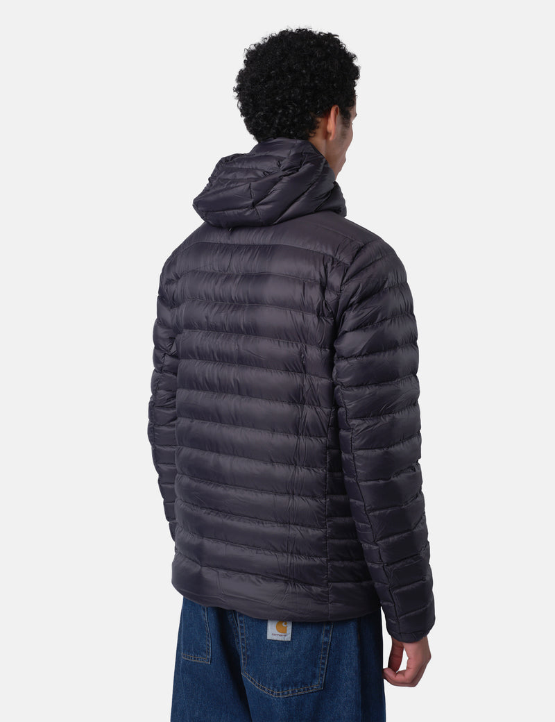 Patagoniaダウン セーター フーディ - ブラック |アーバンエクセス