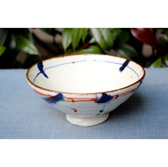 岐阜県土岐市の南窯さんの安南赤絵楽描飯碗 大 うつわ家膳｜人気作家