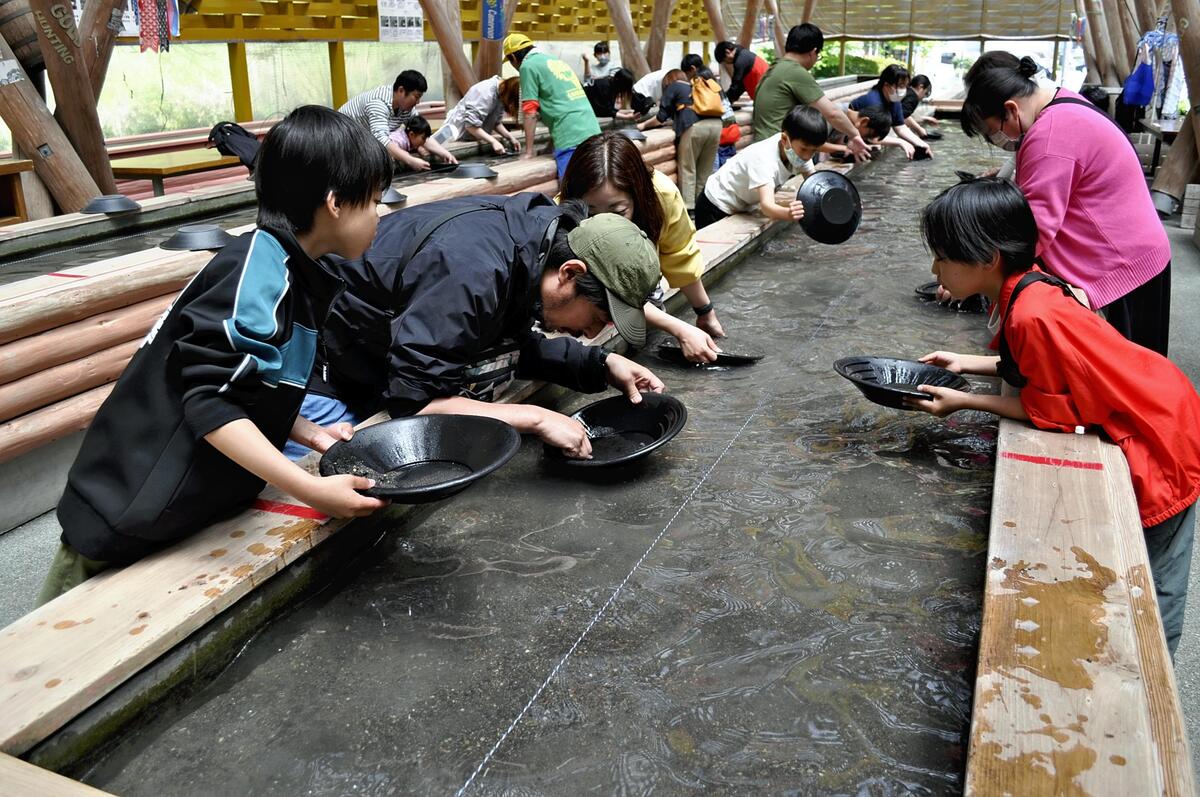大分県）「鯛生金山」砂金採り体験830円→1000円、世界的な金