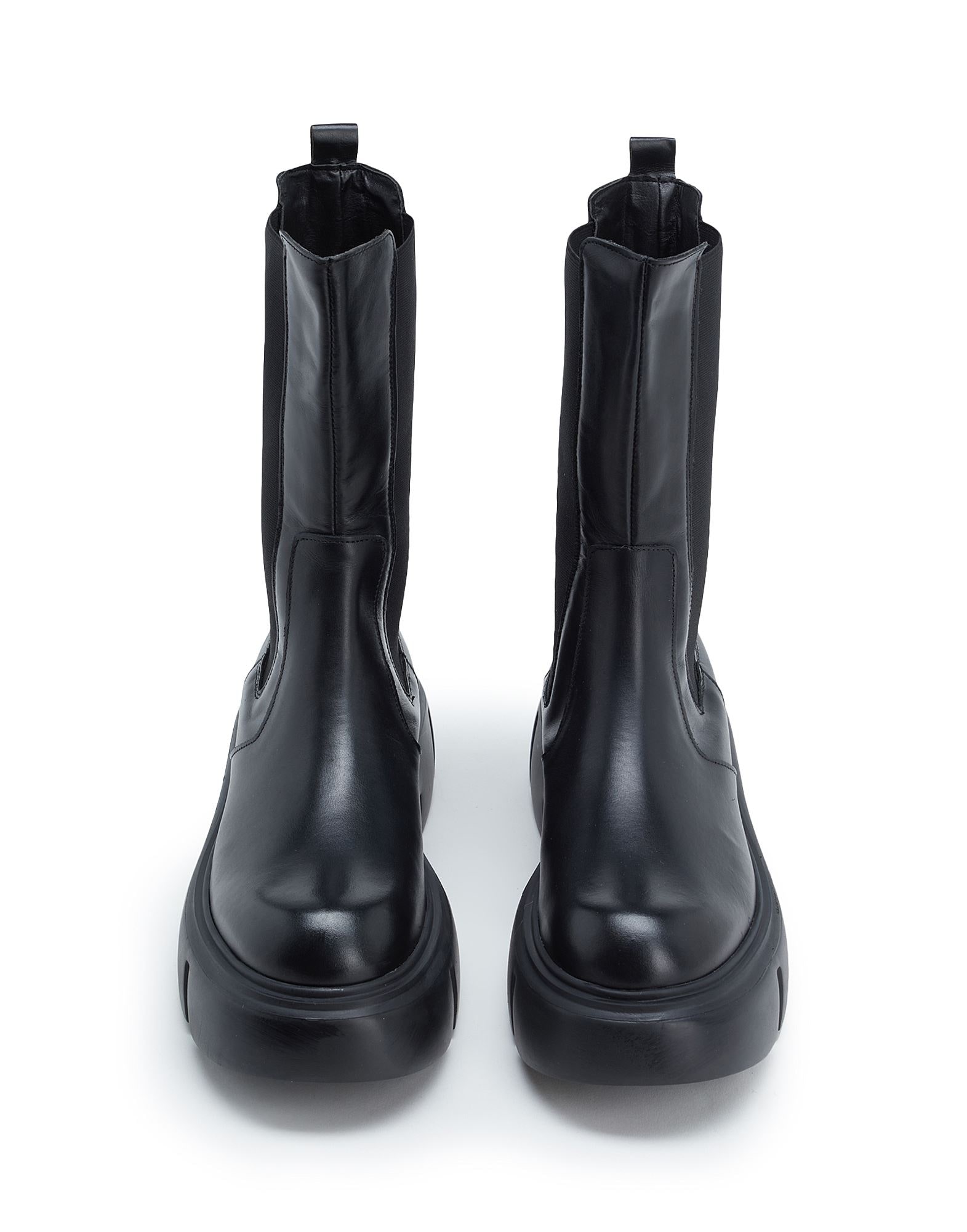 LEATHER HIGH CHELSEA BOOTS | Black Women's Ankle Boot | YOOX