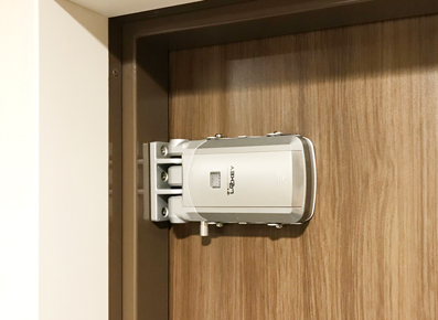 鍵穴のないリモコンドアロックLOCKEY ロッキー | 有限会社山本商事