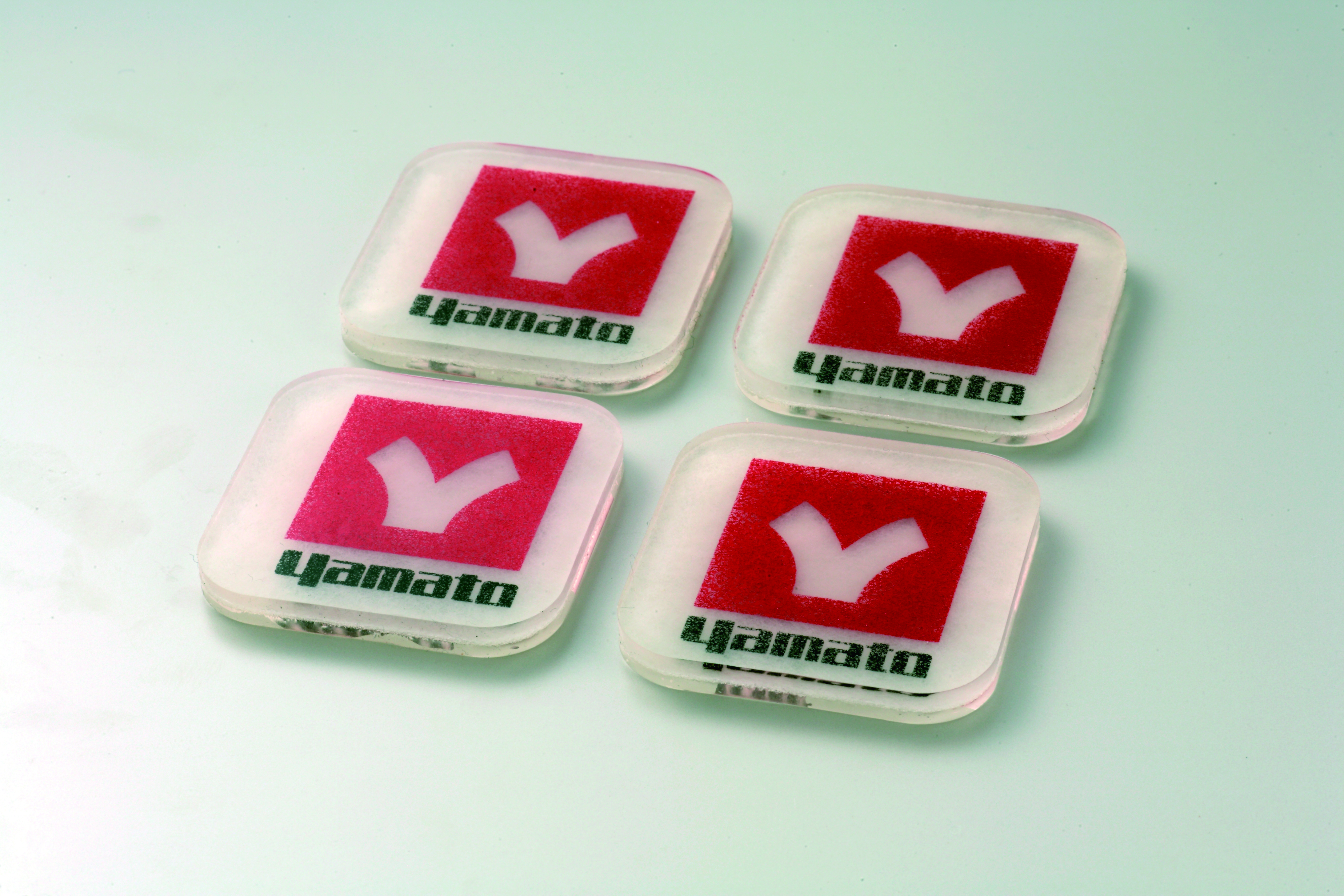 免震マット ラボピタ（YP-50）｜ヤマト科学株式会社