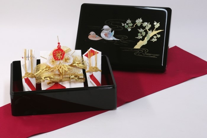 略式結納「鴛鴦(おしどり)」文庫 結納飾り(筆耕料込み)｜結納ドットコム