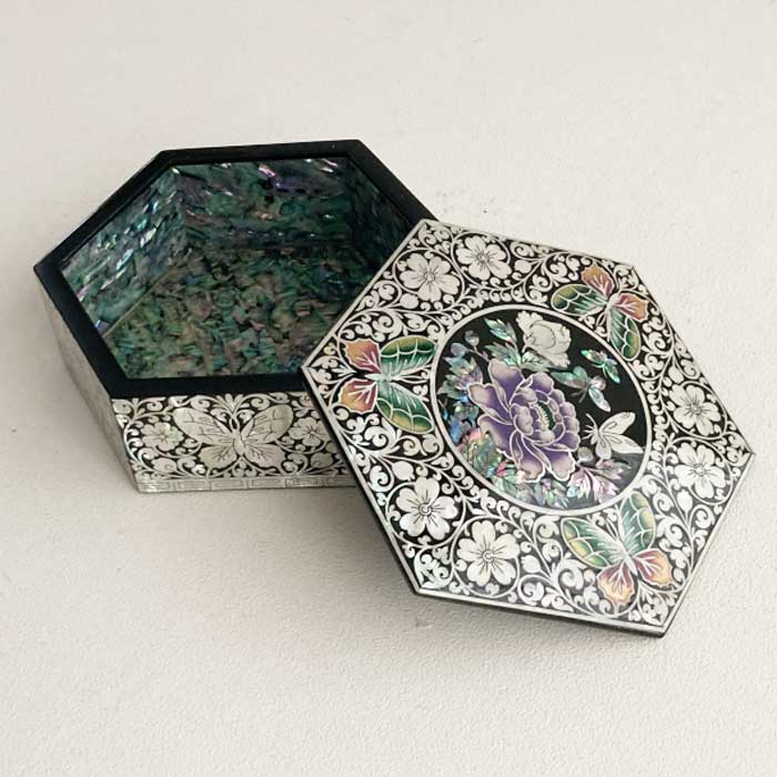 韓国 韓国螺鈿 螺鈿漆器 螺鈿 高級 螺鈿 細工 宝石箱 花 蝶 ジュエリー