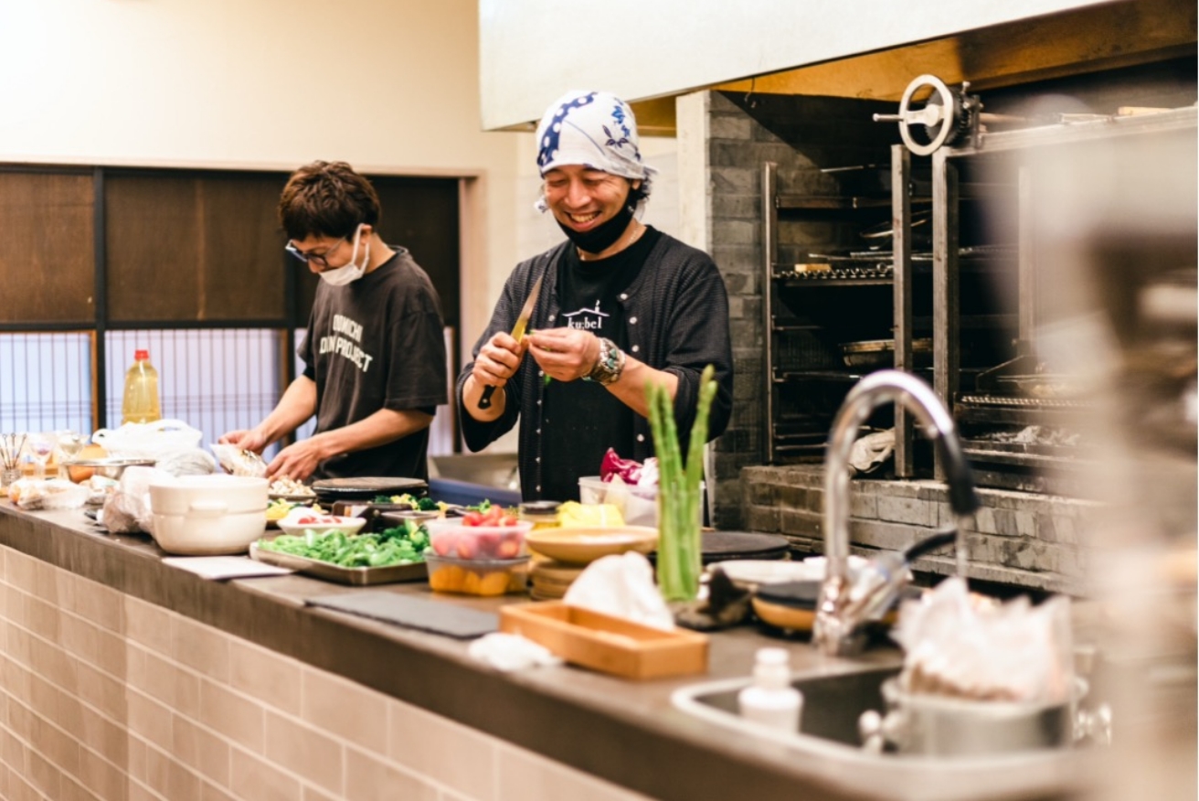 日本のおにぎり「うどん出汁ジュレおにぎり」
