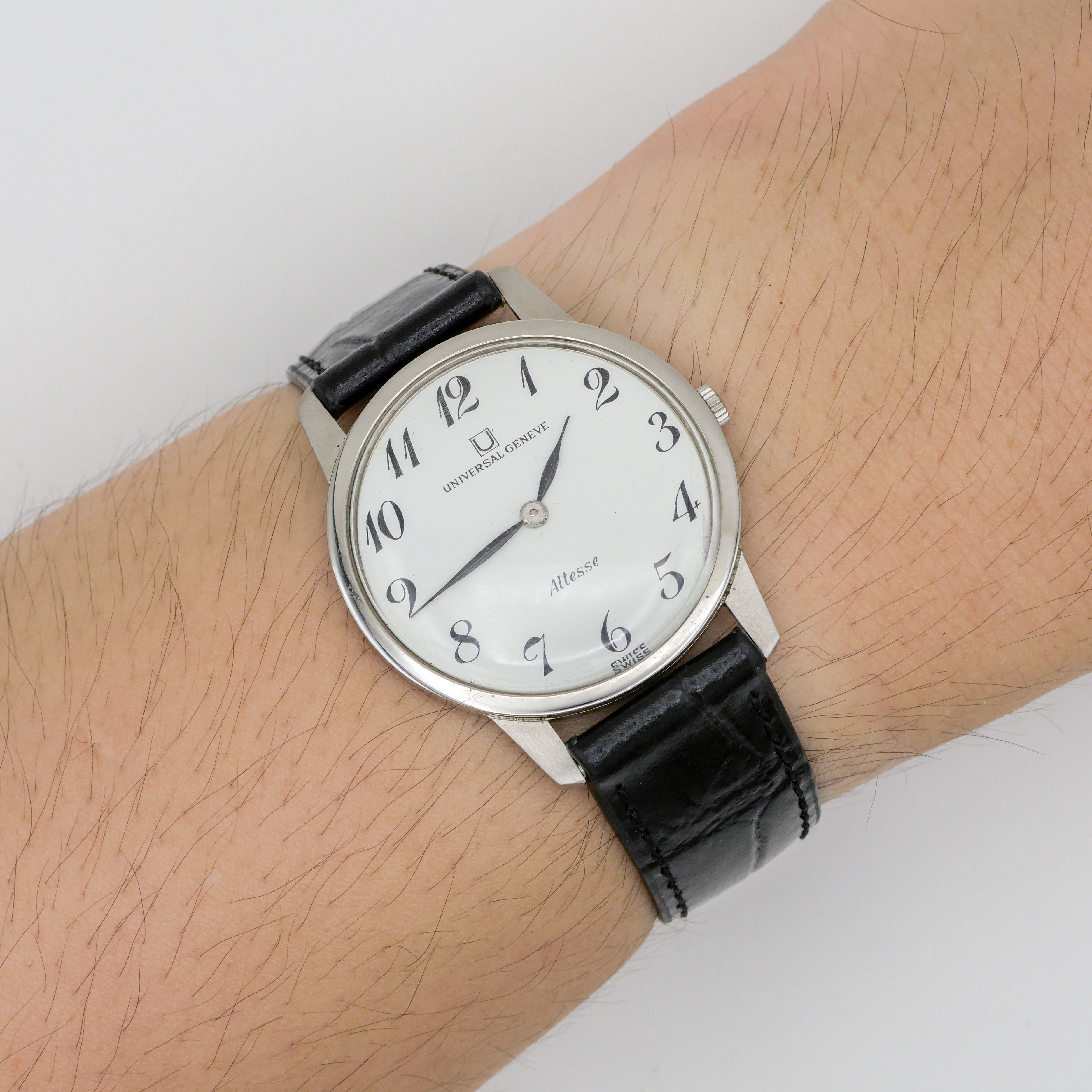 UNIVERSAL GENÈVE ALTESSE REF. 842101 – Zeit Vintage Watch