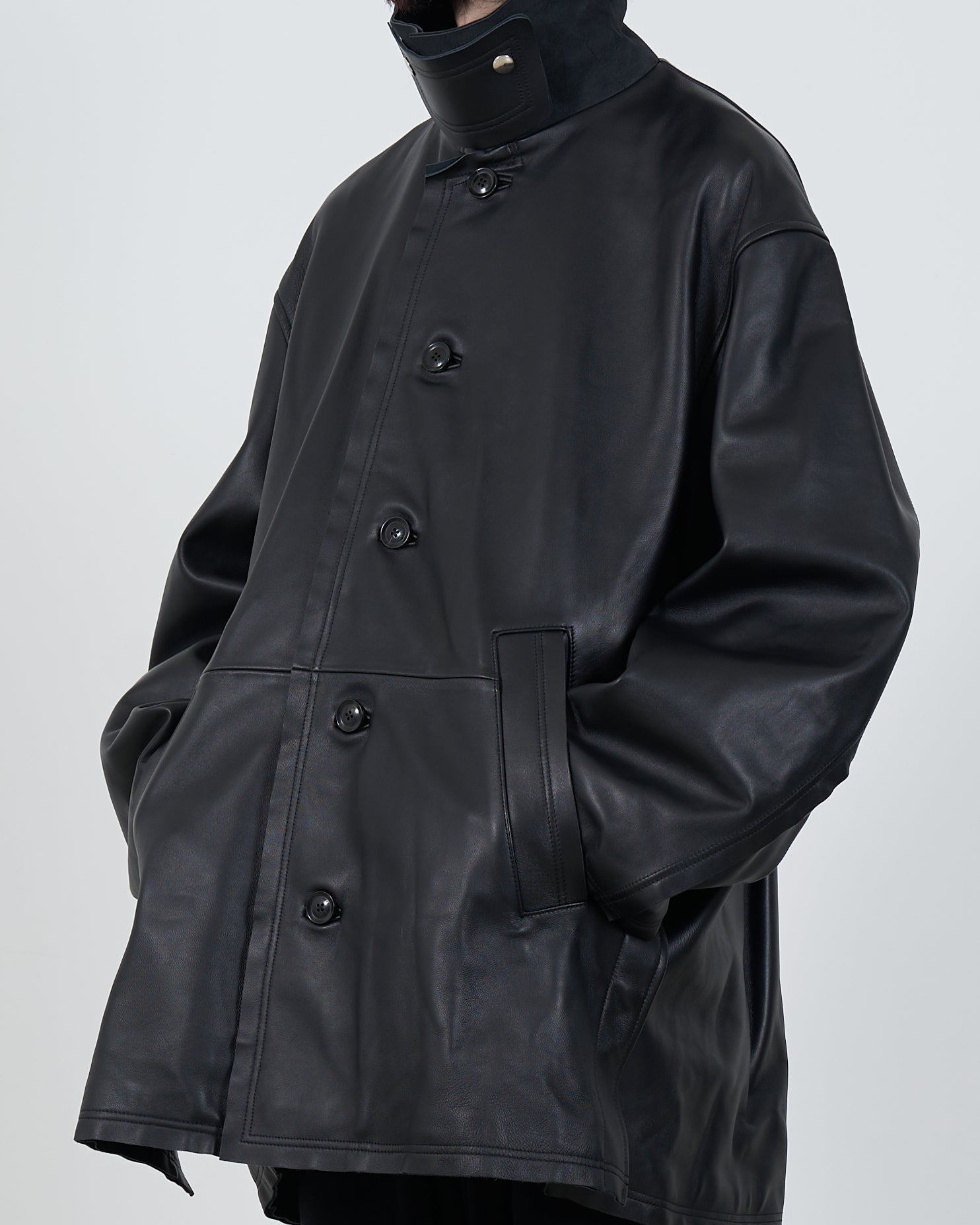 Coats | YOKE Official Website