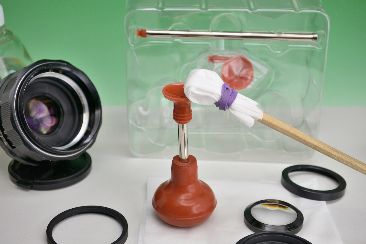 カメラの交換レンズを分解・清掃するのに必要な道具と手順(初心者