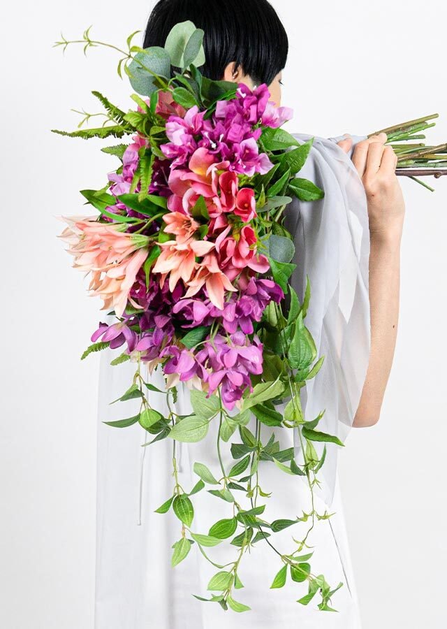 ウェディングブーケ】ビビットピンクのウェディングブーケ ブートニア