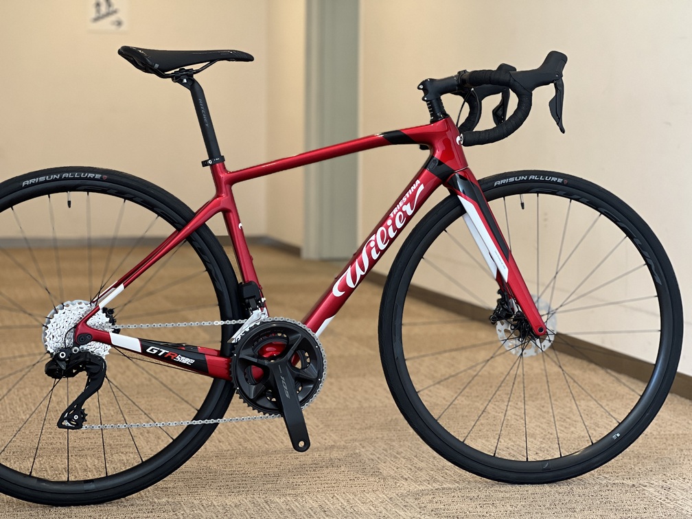 SALE】フル内装カーボンフレーム+105Di2を採用した「ORBEA ORCA M30i