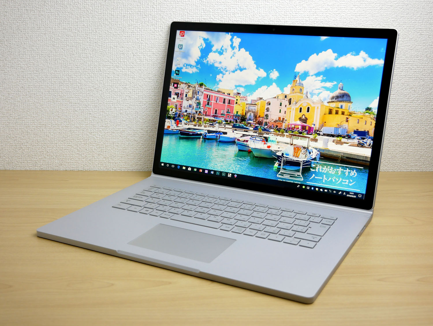 Surface Book 2 15インチの実機レビュー！プロイラストレーターさんの