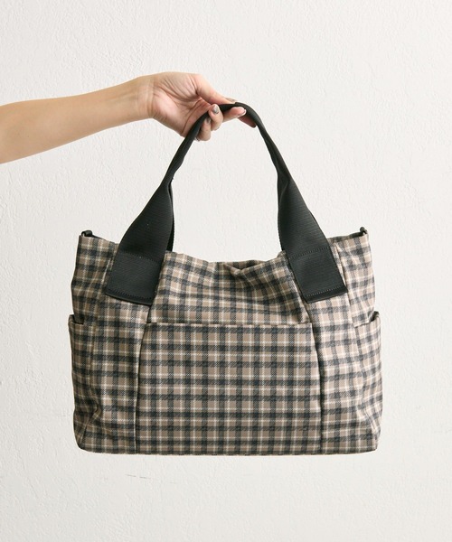 ear PAPILLONNER（イア パピヨネ） トートバッグ sampo×ear コラボ樹脂