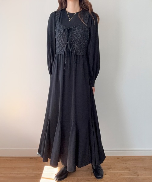 LAUIR（ラウアー） ワンピース パフスリーブワンピース+ジャガード