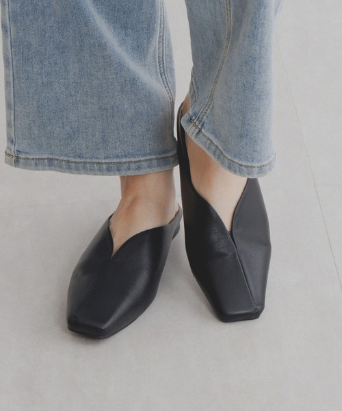 NICAL サンダル 「本革」「NICAL」スリットスクエアトゥミュール