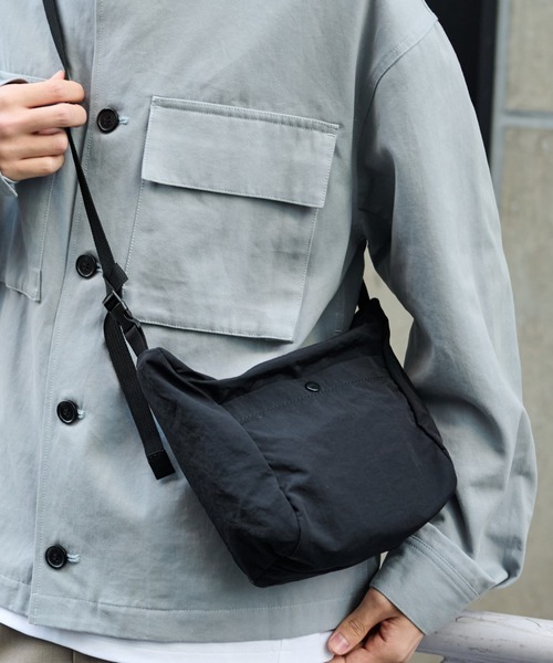 COLONY 2139（コロニー トゥーワンスリーナイン） ショルダーバッグ 超