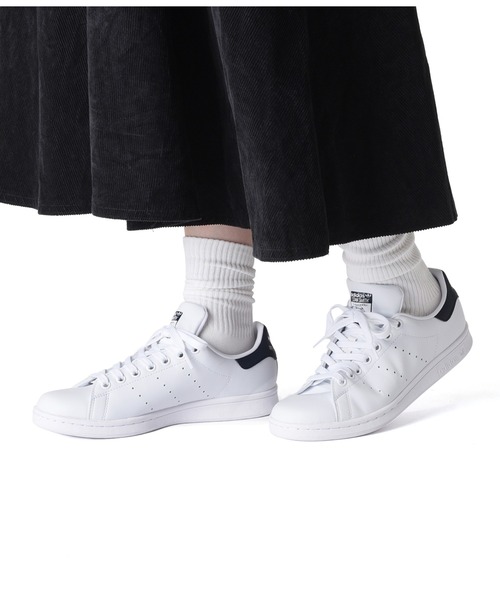 adidas（アディダス） スニーカー STAN SMITH FX5501 FWHT/FWHT/CNVYY