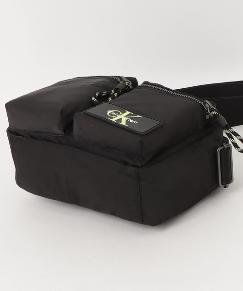 Calvin Klein（カルバン・クライン） ショルダーバッグ ユーティリティ