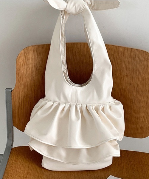 ショルダーバッグ バッグ フリルレザーバック レディース : ZOZOTOWN