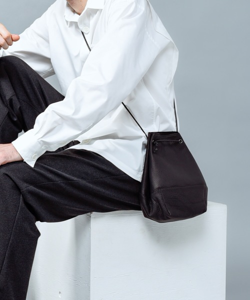 ショルダーバッグ 「撥水レザー」ウォータープルーフ ウォッシャブル