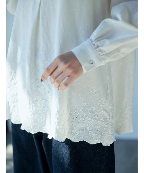 Sunny Smile Laundryブラウス シロ Sunny Smile Laundryブラウス シロ