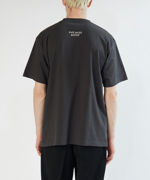 BIOTOP（ビオトープ） tシャツ 25SS vol.1「Kate Moss by David Sims