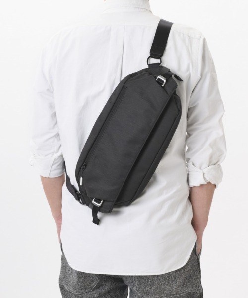 ace. ショルダーバッグ クロスリングH 上品な杢調素材 スリングバッグ