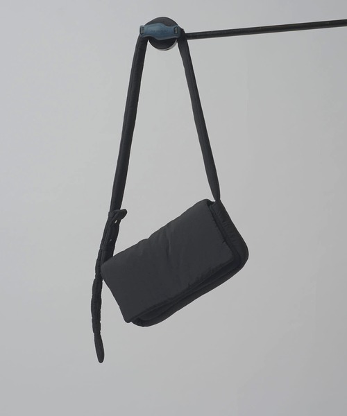 Lui's（ルイス） ショルダーバッグ 「Neucon/ニューコン」パッファー