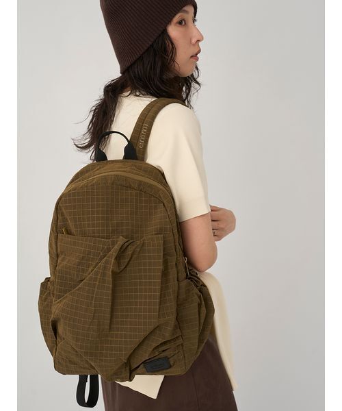 emmi デイバック リュック ボックスチェックギャザーボディーバック