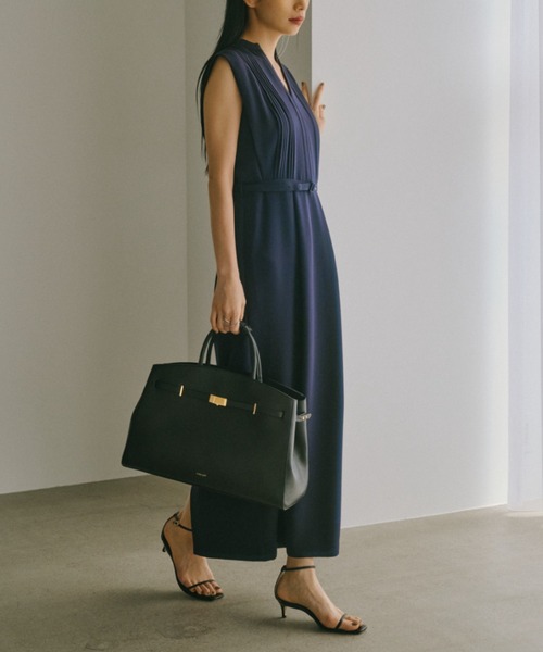 anuans（アニュアンス） ワンピース トリアセテートスキッパーネック