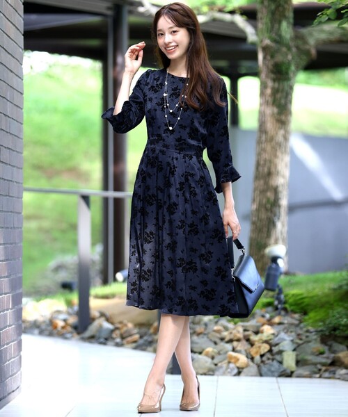 Tiaclasse ワンピース 「安田美沙子さん着用」フラワーフロッキー