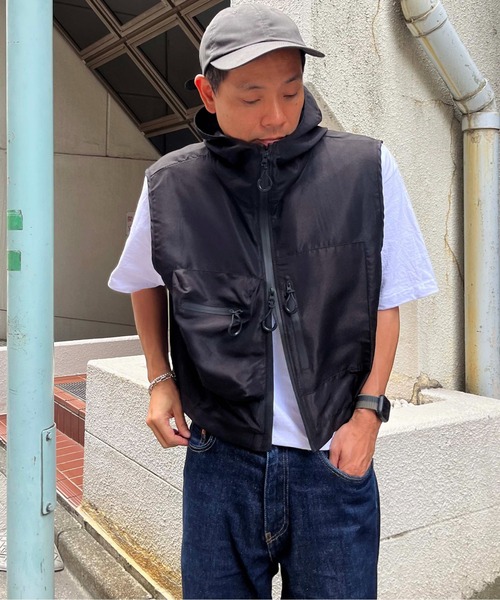 NO NEED（ノーニード） ベスト ジレ ショート丈フード付きミリタリー