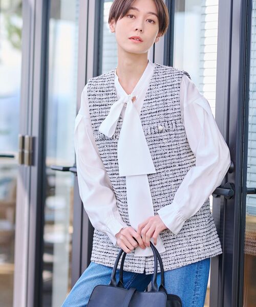 INDIVI（インディヴィ） 「2点セット／UVケア」ツイードジレ＆ボウタイ