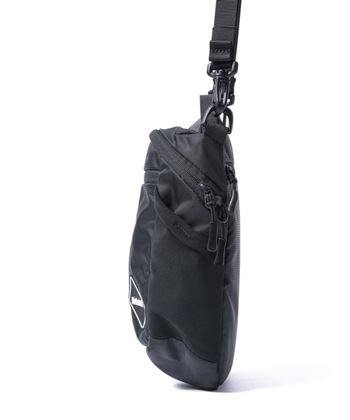 F.C.Real Bristol（エフシーレアルブリストル） ショルダーバッグ TOUR