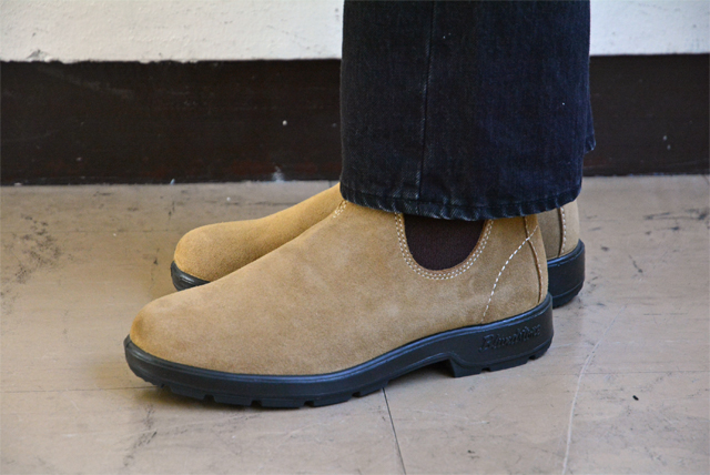 BLUNDSTONE（ブランドストーン） サイドゴアブーツ 500 SAND SUEDE