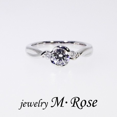 プラチナ900ダイヤモンドリング｜ジュエリー エム・ローズ｜ゼクシィ