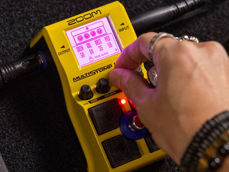 ZOOM MS-200D+ MultiStomp | ZOOM