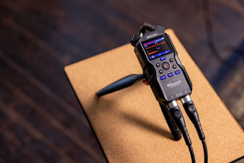 H4essential | 32-bit float 4-Track Handy Recorder | ZOOM