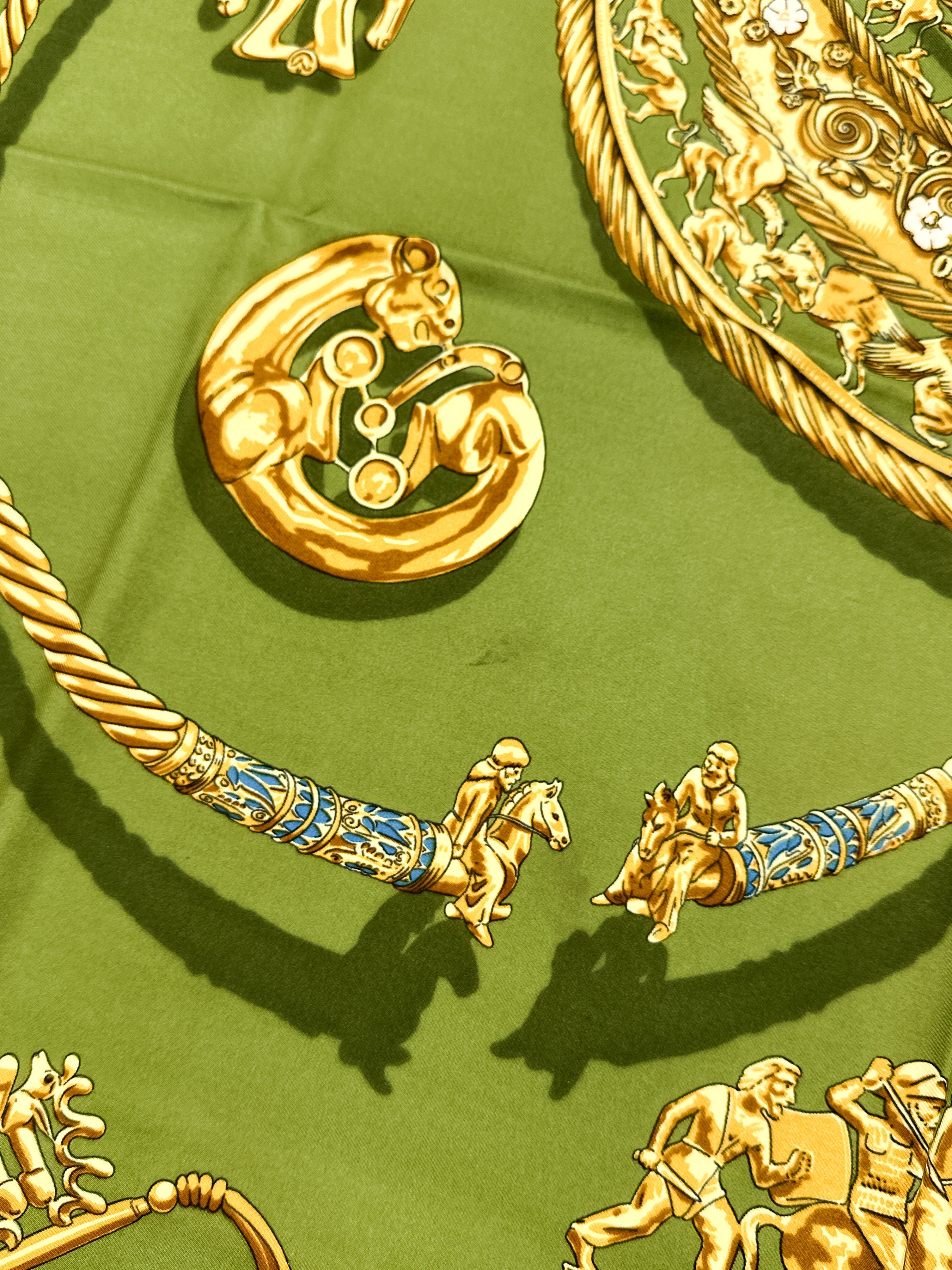 Hermès Les Cavaliers d'Or Original Issue 90