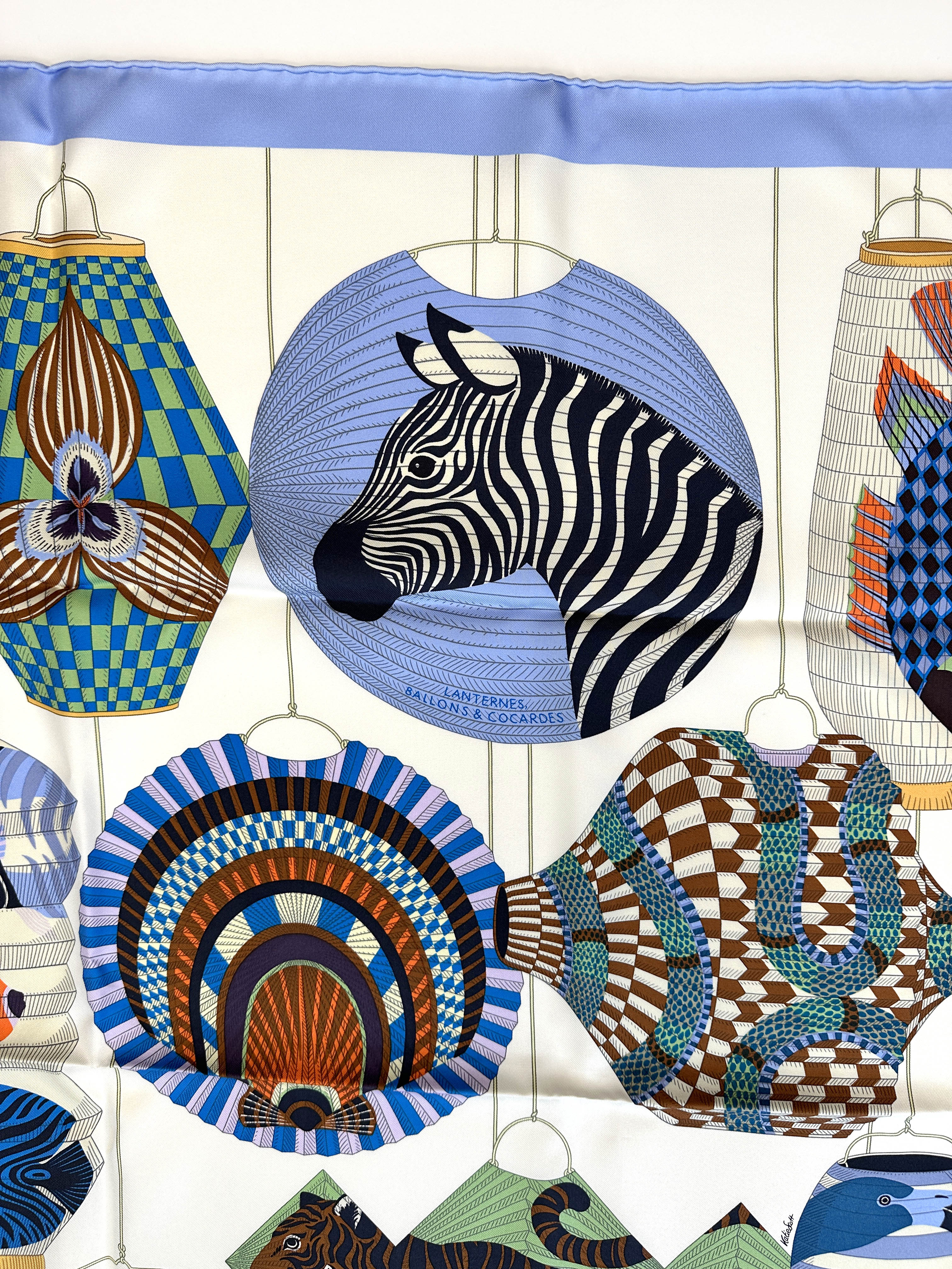 Hermès Lanternes, Ballons et Cocardes 90