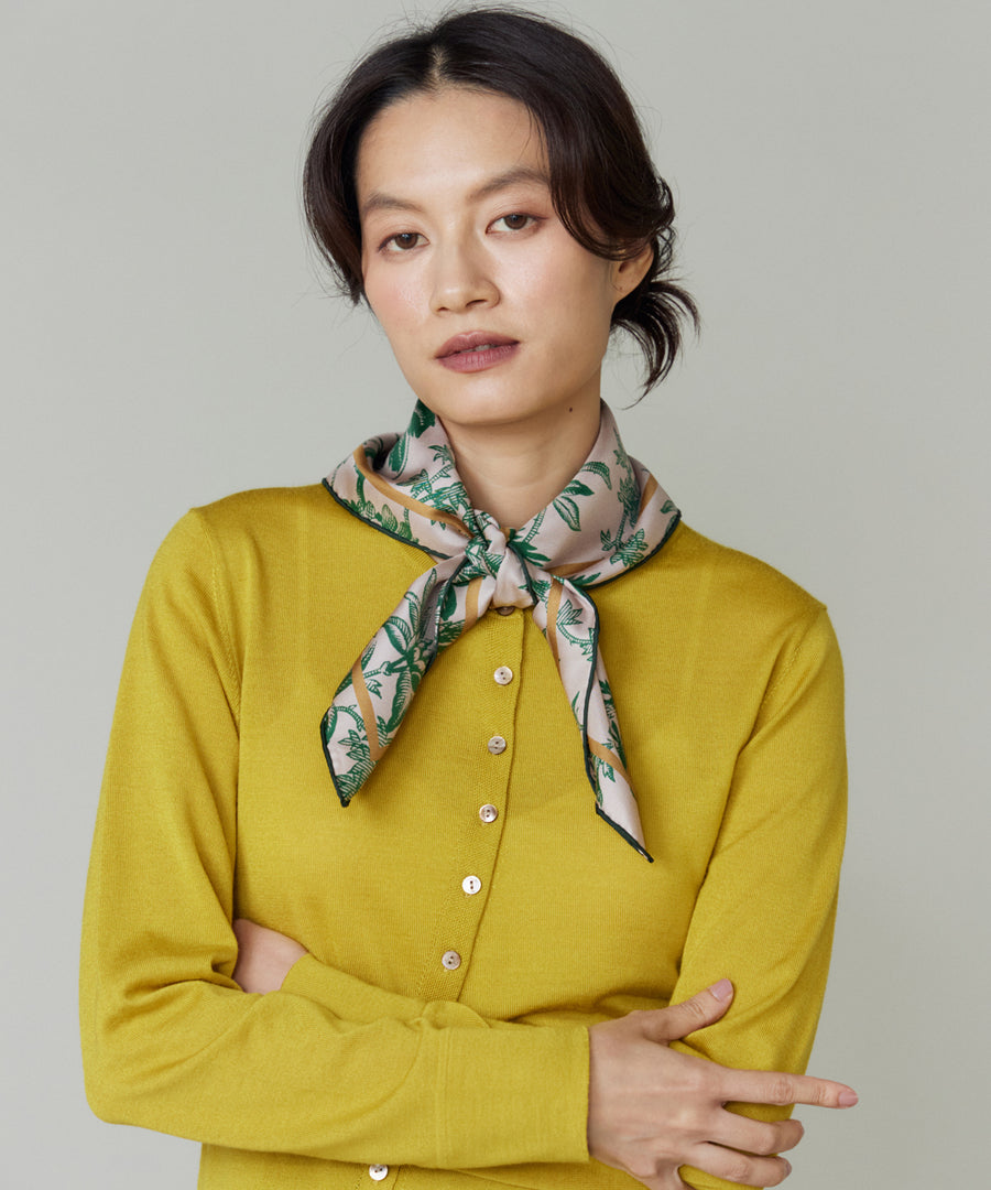 Tapis Noir（タピ ノワール）｜Small Classical Darlene Scarf