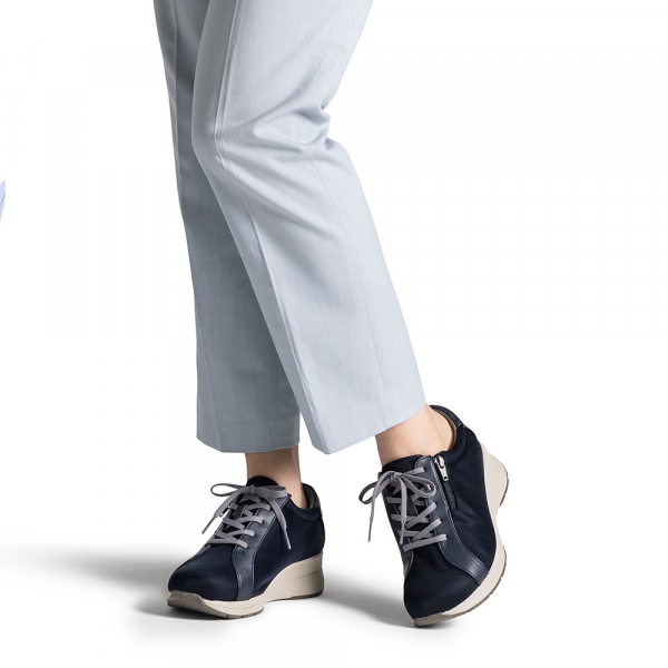 126ウォーキングスニーカーオールウェザー | AKAISHI 公式通販