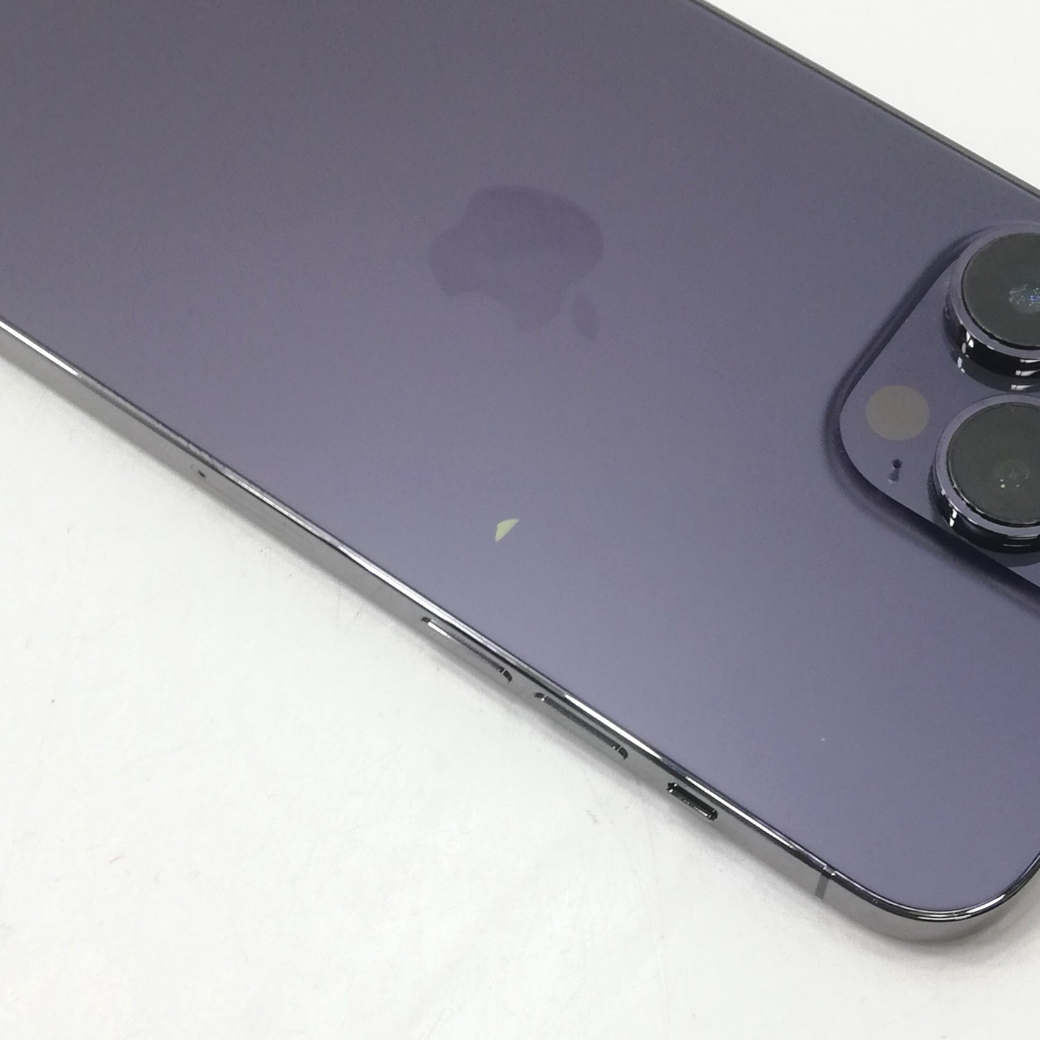 iPhone 中古 販売】iPhone 14 Pro Max / 2022 / 256GB / ディープ