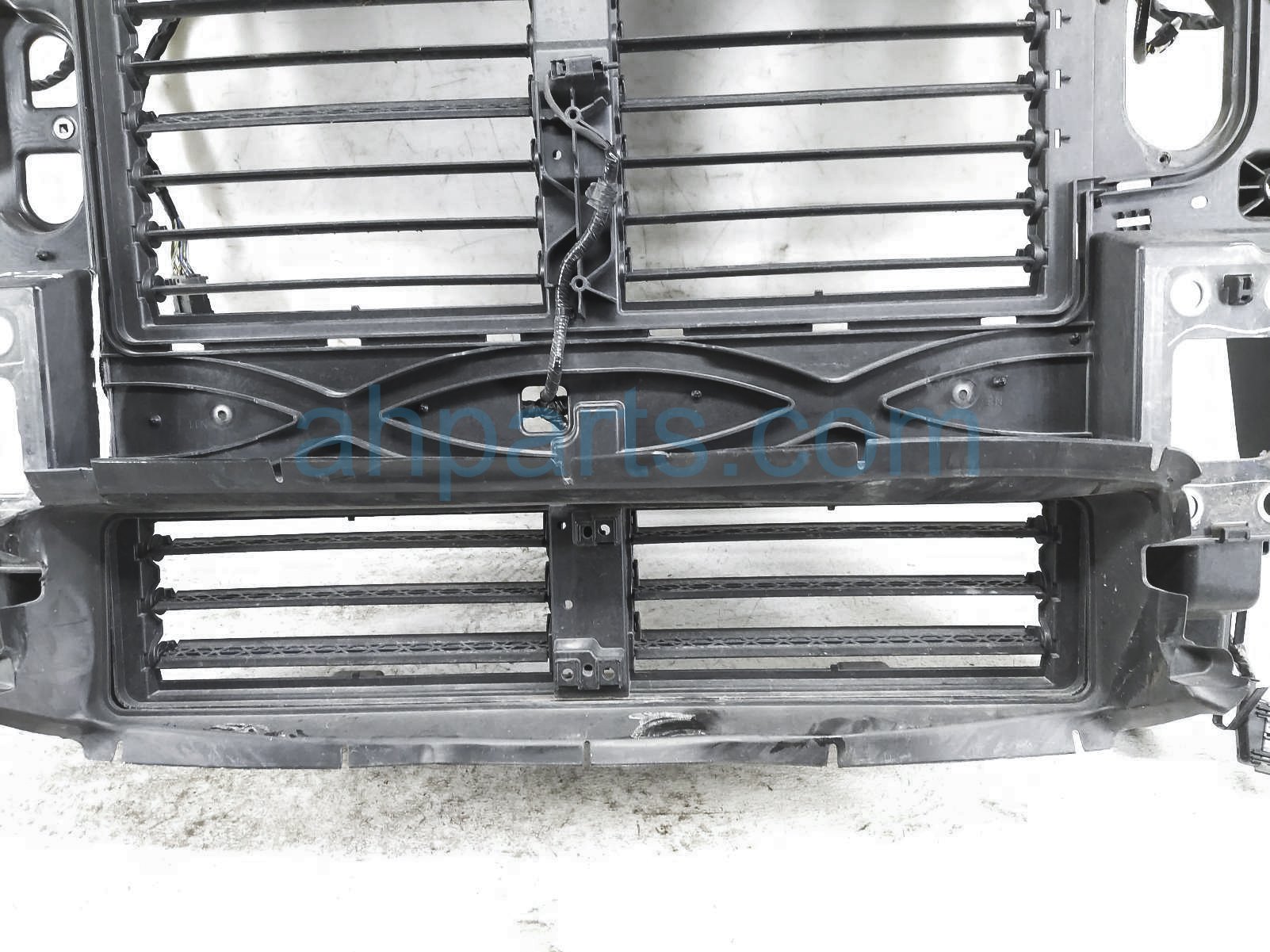 Sold 2020 Ford Explorer Radiator Core Support - L1MZ-16138-K