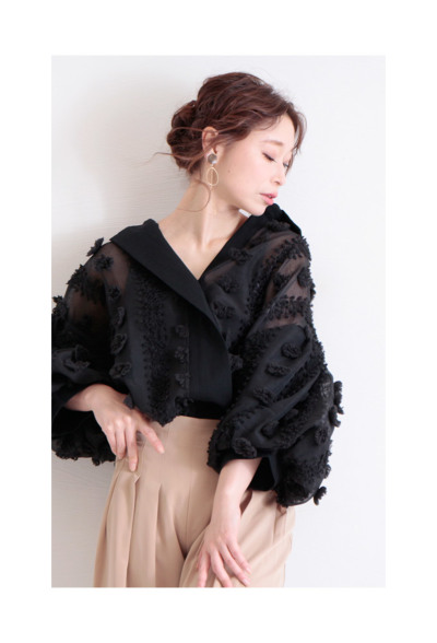 レディース 大人 上品 花模様のぽわん袖シースルートップス mode-6367