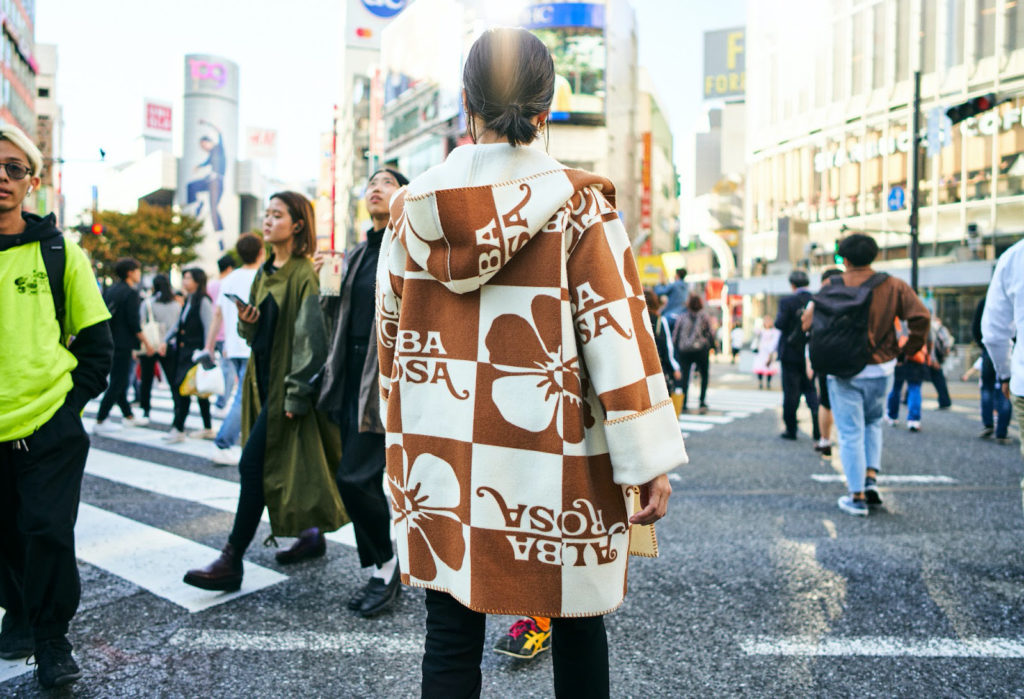 ALBA ROSA MEETS High and Seek - ALBA ROSA CORP.