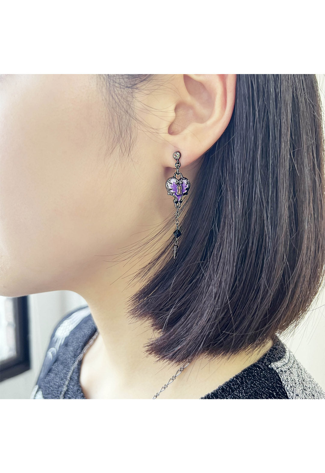 アナ スイ（ANNA SUI）バタフライ鍵モチーフ ピアス | バタフライ